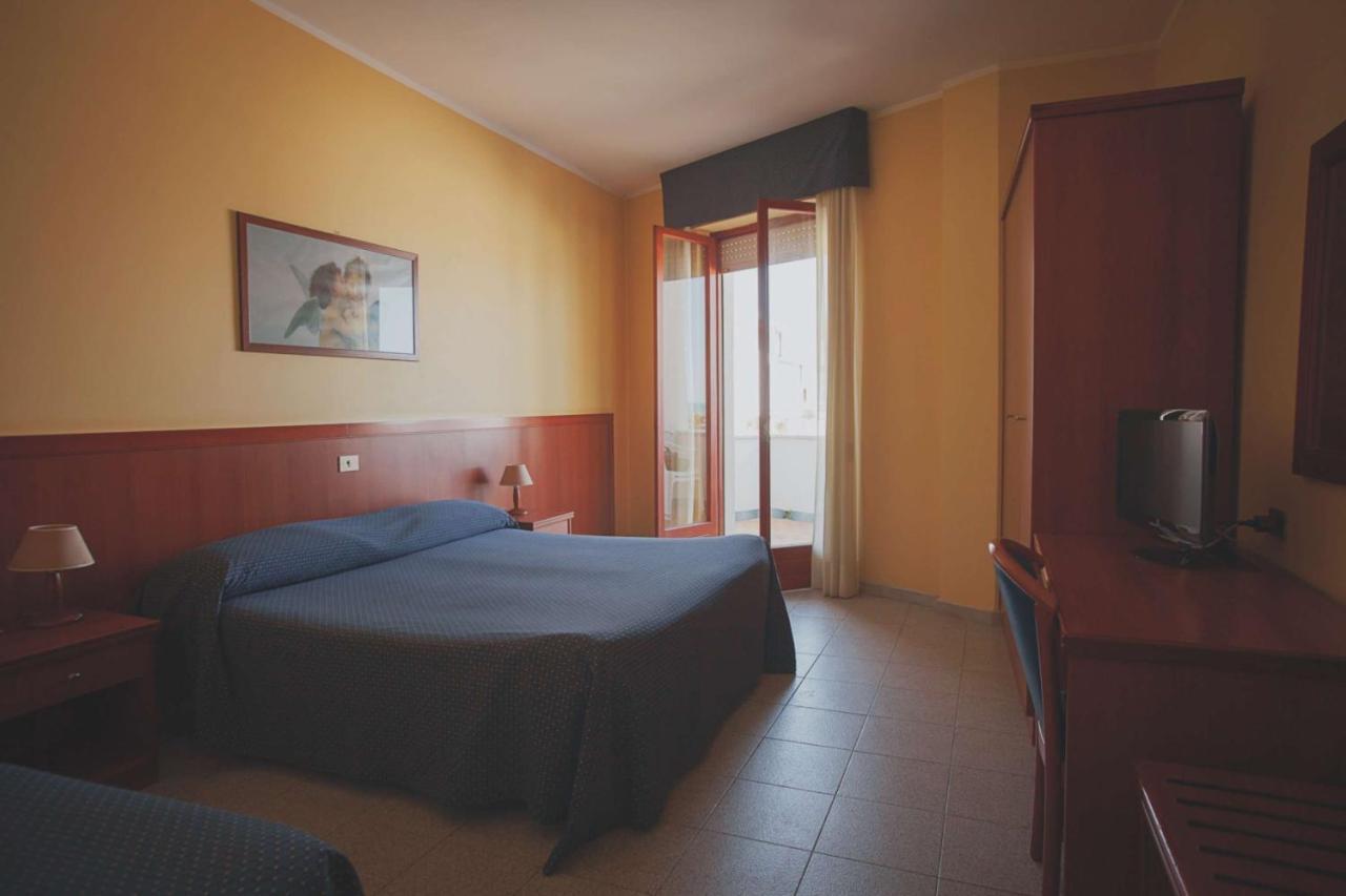 Rio Hotel 3*